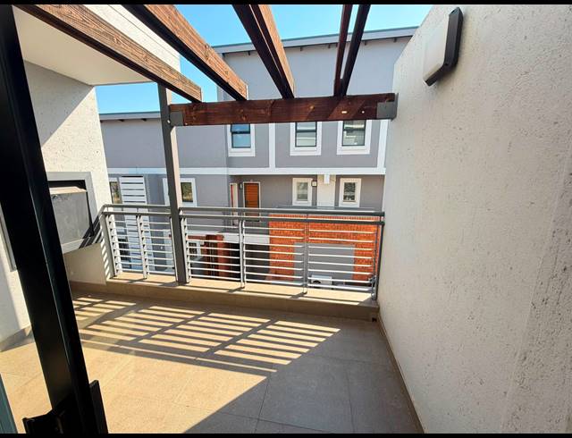 1 BEDROOM APARTMENT FOR SALE IN MONTANA